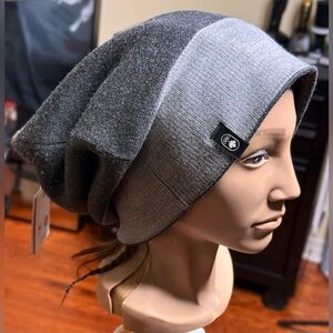 GORGEOUS LULULEMON SLOUCHY OLYMPIC BEANIE!!!